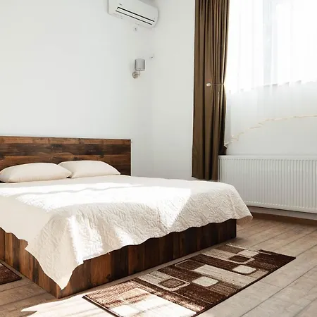 Neva Apartments Fagaras Exterior photo