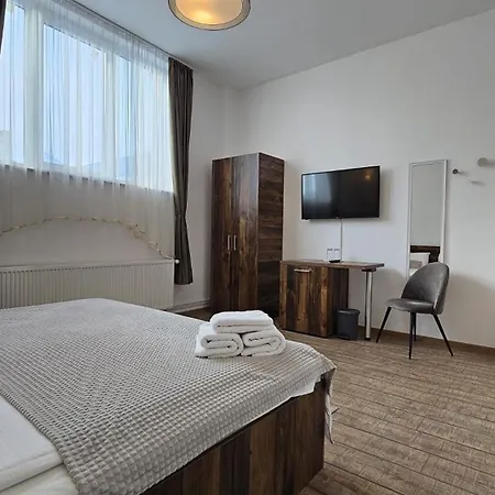 Neva Apartments Fagaras Exterior photo