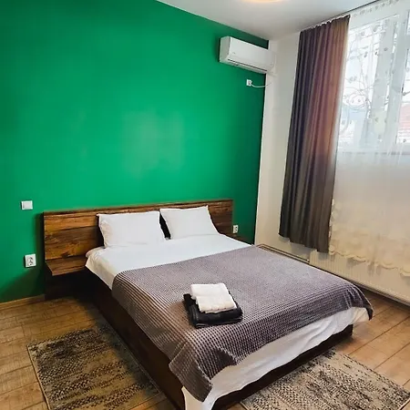 Neva Apartments Fagaras Exterior photo