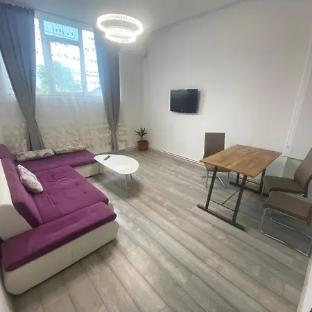 Neva Apartments Fagaras Exterior photo