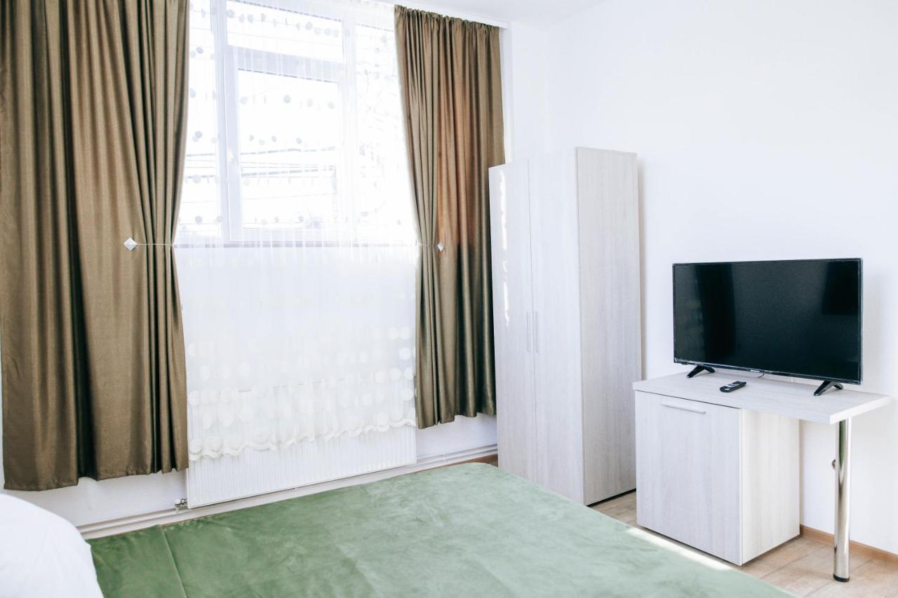 Apartment Neva